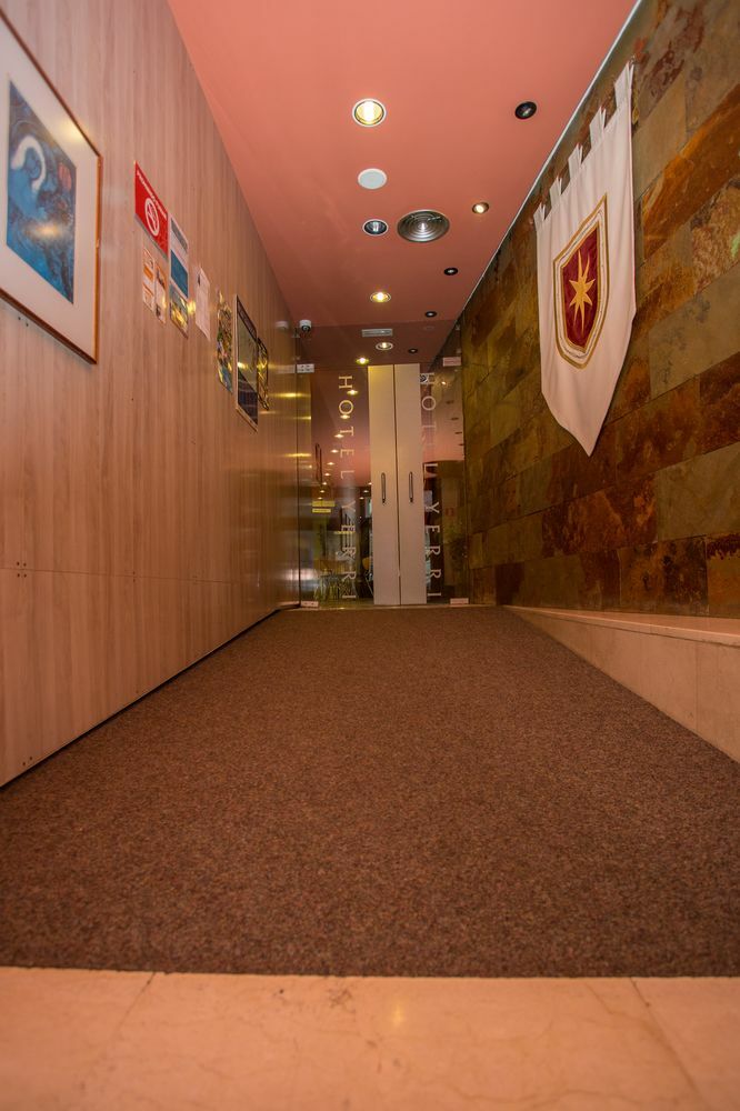Hotel Yerri エステーリャ エクステリア 写真